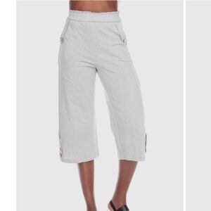 Neon Buddha Bolivia Capris XL